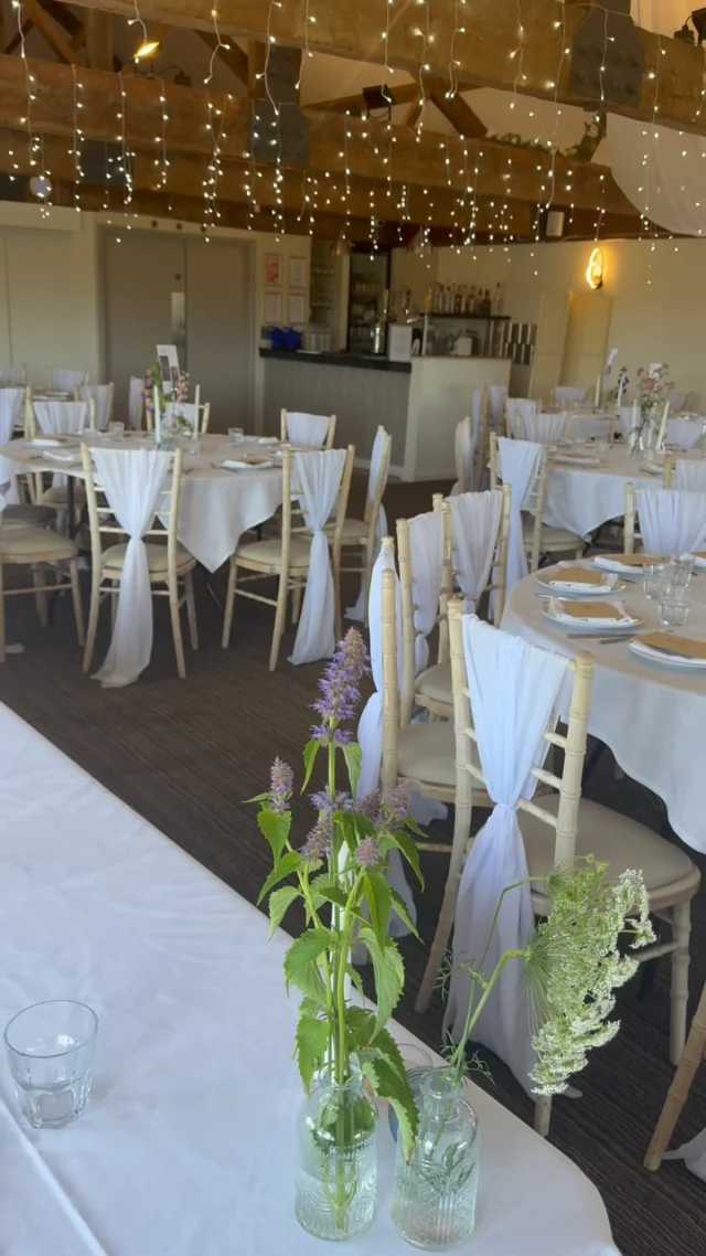 🤍 A glimpse into the wedding of Abbie & Icaro, who got married here with us earlier this month. 

What a beautiful day it was, thank you for choosing Thornbury Golf Centre to be the setting for your dream day. 

#weddingvenue #justmarried #congratulations