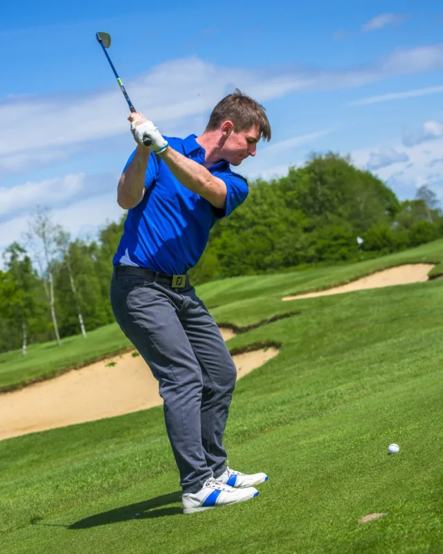 Swap the afternoon slump for the course ⛳️

Enjoy 9 or 18 holes on our main or short course with a drink waiting for you afterwards, it’s the perfect midweek way to unwind.

📅 Monday–Friday
 ⏰ 1pm–3pm
 🍻 Golf + drink from £15
 🔑 Code: TODR02

Book using the link below. 
https://zaap.bio/thornburygolfcentre

#ThornburyGolfCentre #BristolGolf #GolfDaysOut #GolfLife #MidweekGolf