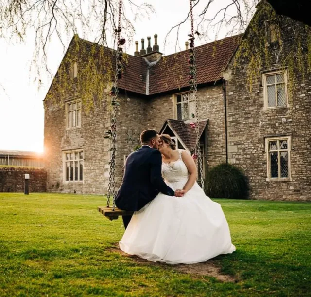 💍 Wedding Showcase - This Sunday 

Come and join us from 11am - 3pm at Thornbury Golf Centre to see your venue, meet some of our favourite suppliers and get inspiration for your big day.

Entry is completely free, you just need to register for your ticket online

#engaged #wedding #weddingshowcase #gettingmarried